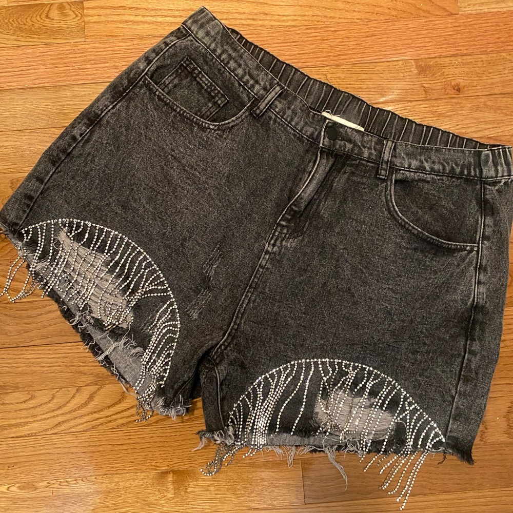 Never worn Savanna Jane Jean distressed shorts with rhinestone fringe